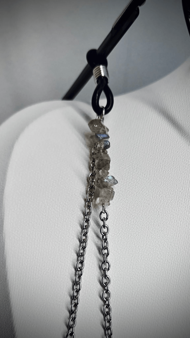 Chaine de lunettes FANTÔME argenté TOUCHE DE MAGIE