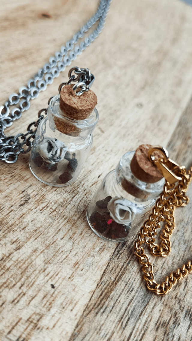 Pendentif fiole Rose éternelle