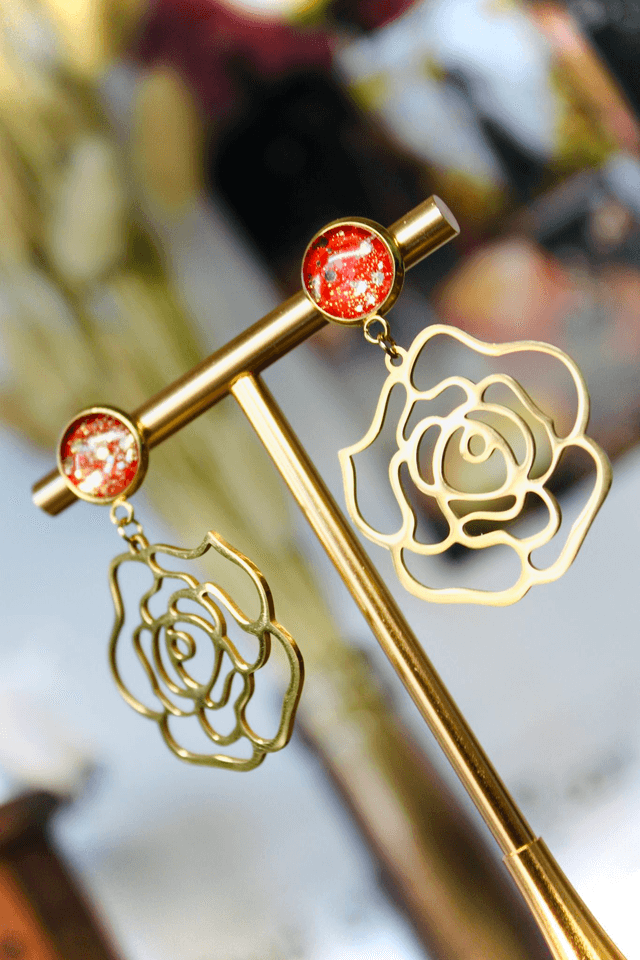 BO Roses dorées - Flamme sacrée (rouge et paillettes dorées)