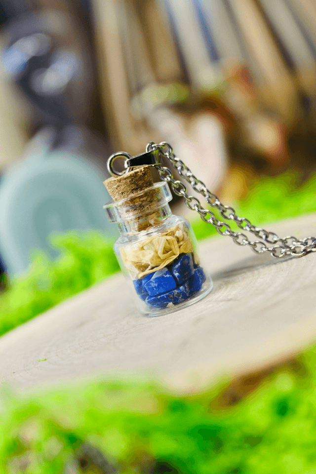 Pendentif fiole Expression joyeuse